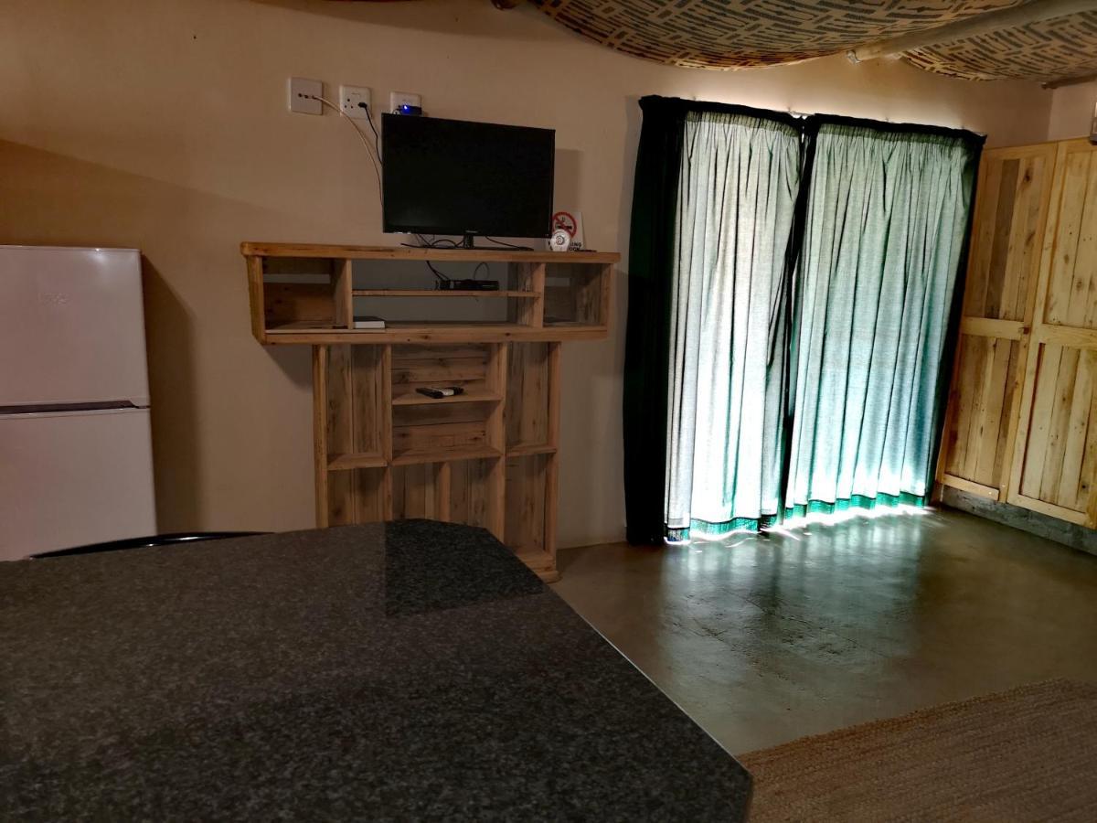 Aaa Rose Garden Guesthouse Mookgophong Kültér fotó