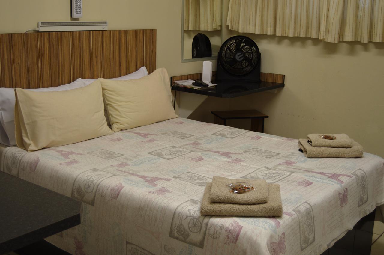 Aaa Rose Garden Guesthouse Mookgophong Kültér fotó